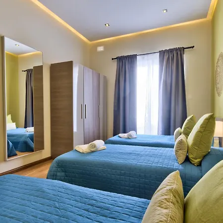 Villa Maltese Luxury - Sunset Infinity Pools, Indoor Heated Pools And More!
