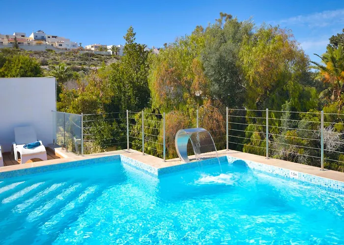Villa Maltese Luxury - Sunset Infinity Pools, Indoor Heated Pools And More! Mellieħa