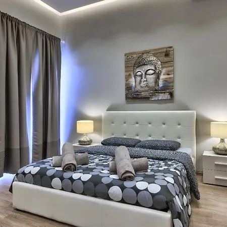 Maltese Luxury - Sunset Infinity Pools, Indoor Heated Pools And More!