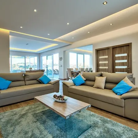 فيلة Maltese Luxury - Sunset Infinity Pools, Indoor Heated Pools And More! المليحة