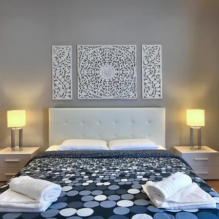 Maltese Luxury - Sunset Infinity Pools, Indoor Heated Pools And More! المليحة