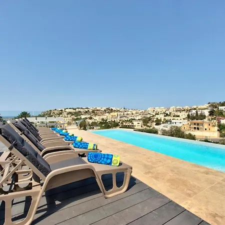 Maltese Luxury - Sunset Infinity Pools, Indoor Heated Pools And More! * Mellieħa