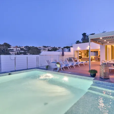 Villa Maltese Luxury - Sunset Infinity Pools, Indoor Heated Pools And More!