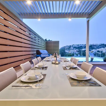 Maltese Luxury - Sunset Infinity Pools, Indoor Heated Pools And More! Villa Mellieha