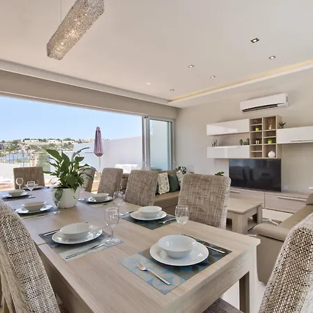 Maltese Luxury - Sunset Infinity Pools, Indoor Heated Pools And More! Villa