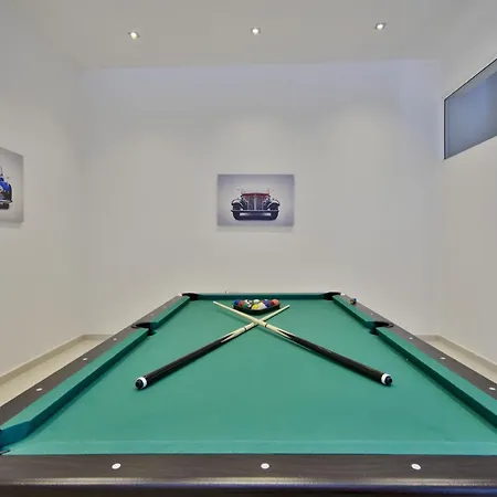 Maltese Luxury - Sunset Infinity Pools, Indoor Heated Pools And More! * Mellieha