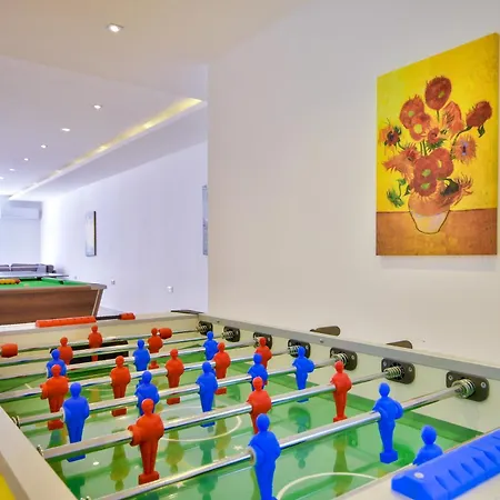 Maltese Luxury - Sunset Infinity Pools, Indoor Heated Pools And More! * Mellieha