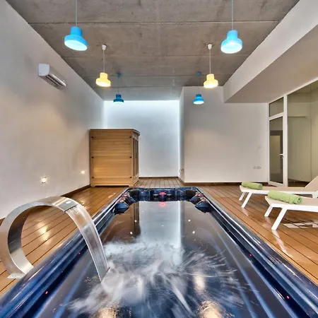 Maltese Luxury - Sunset Infinity Pools, Indoor Heated Pools And More! Villa
