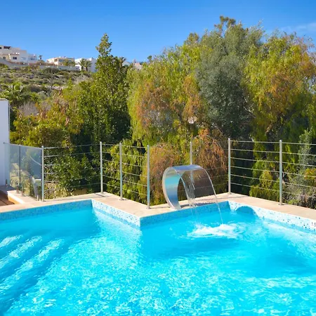 ヴィラ Maltese Luxury - Sunset Infinity Pools, Indoor Heated Pools And More! メーリッハ