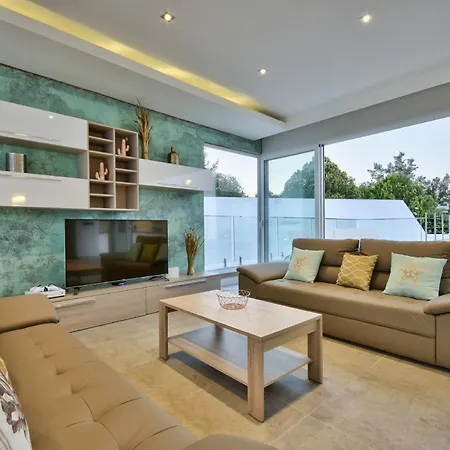 فيلة Maltese Luxury - Sunset Infinity Pools, Indoor Heated Pools And More! *