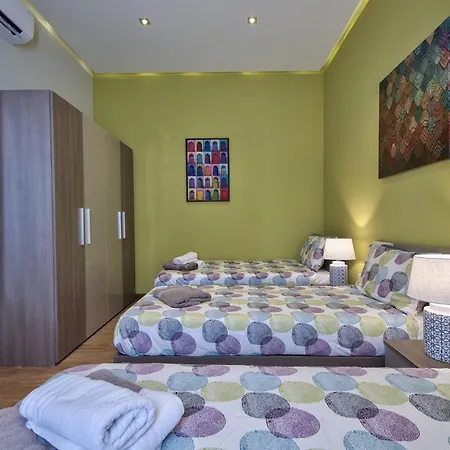 Maltese Luxury - Sunset Infinity Pools, Indoor Heated Pools And More! المليحة