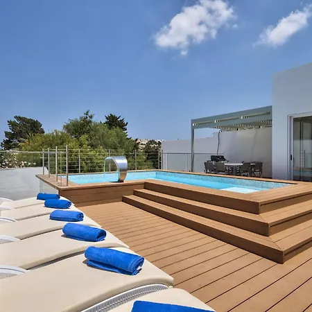 Maltese Luxury - Sunset Infinity Pools, Indoor Heated Pools And More! فيلة المليحة
