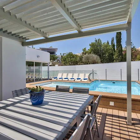 Maltese Luxury - Sunset Infinity Pools, Indoor Heated Pools And More! Mellieħa