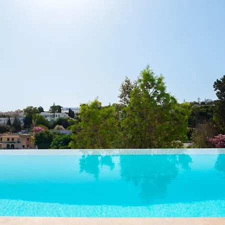 Villa Maltese Luxury - Sunset Infinity Pools, Indoor Heated Pools And More! *