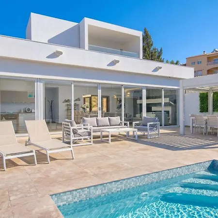 Maltese Luxury - Sunset Infinity Pools, Indoor Heated Pools And More! * Mellieha