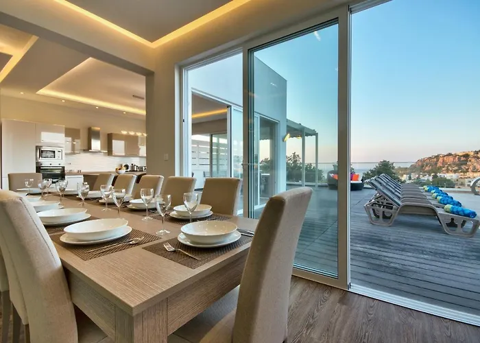 Maltese Luxury - Sunset Infinity Pools, Indoor Heated Pools And More! Villa *