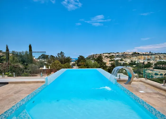 Maltese Luxury - Sunset Infinity Pools, Indoor Heated Pools And More! Villa