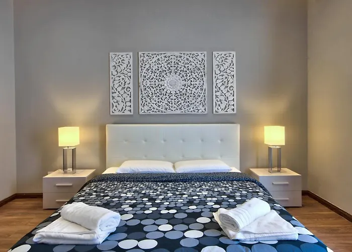 Maltese Luxury - Sunset Infinity Pools, Indoor Heated Pools And More! Mellieha