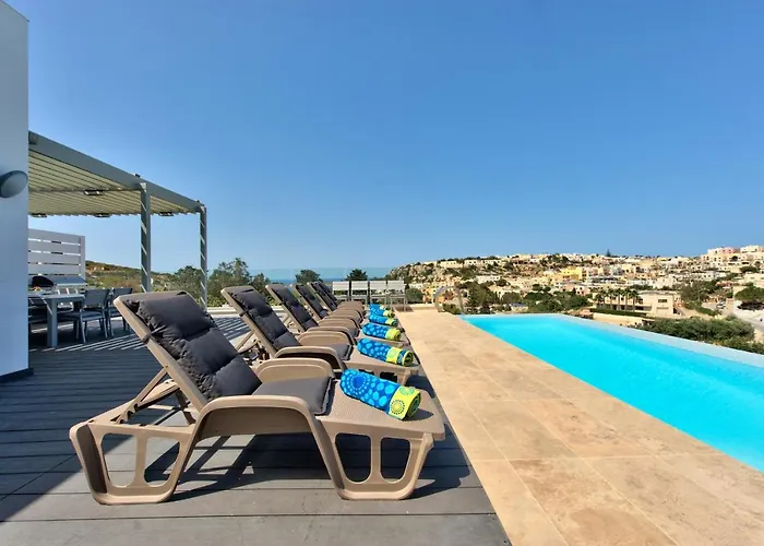 Maltese Luxury - Sunset Infinity Pools, Indoor Heated Pools And More! Villa
