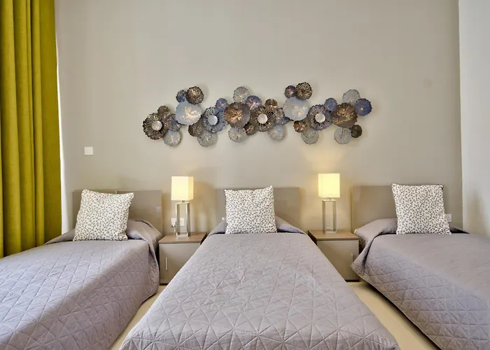 Maltese Luxury - Sunset Infinity Pools, Indoor Heated Pools And More! Villa Mellieha