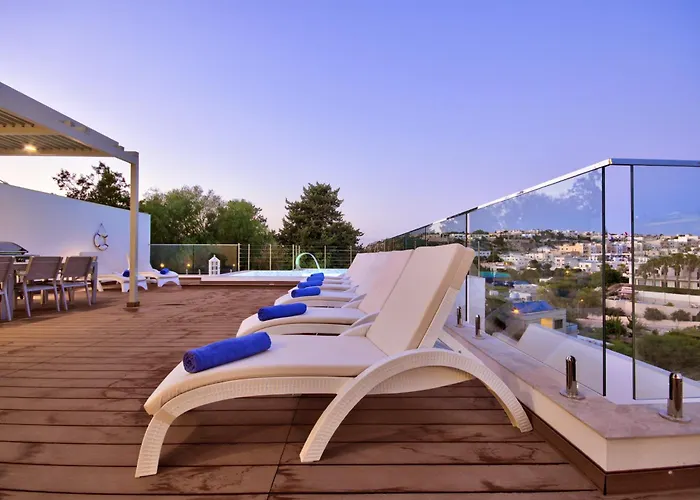 Maltese Luxury - Sunset Infinity Pools, Indoor Heated Pools And More! Villa Mellieha