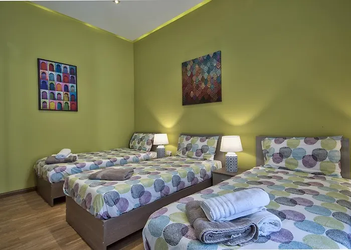 Maltese Luxury - Sunset Infinity Pools, Indoor Heated Pools And More! Villa